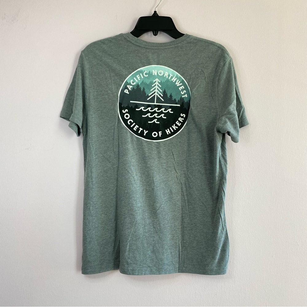 Old Navy Gray Graphic T shirt size medium